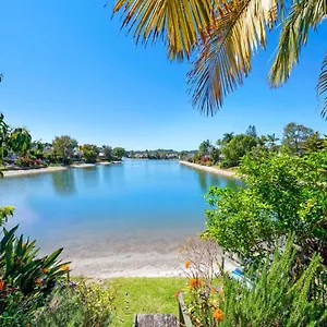 Peaceful And Quiet Elanora Sanctuary Holiday home Gold Coast